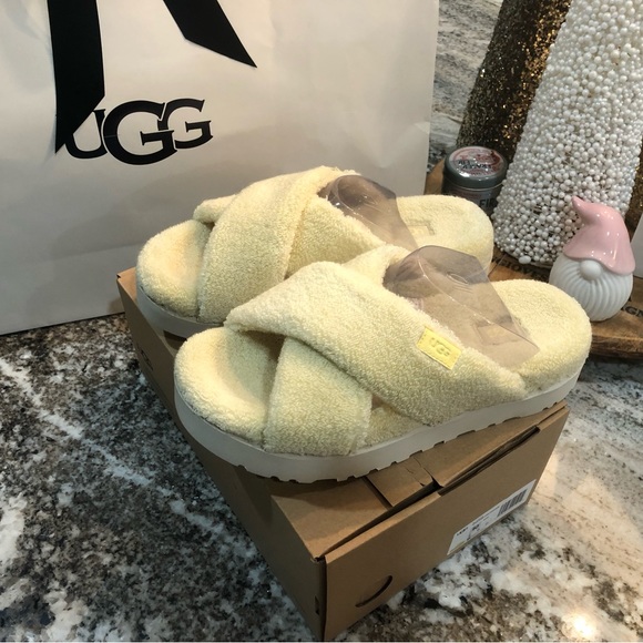 NWT UGG FUZZ SUGAR CROSS SLIDE Size 10 - Picture 8 of 9